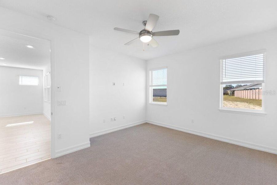 Spacious, unfurnished interior of a new home in Ocala Preserve, Ocala (Image 18).