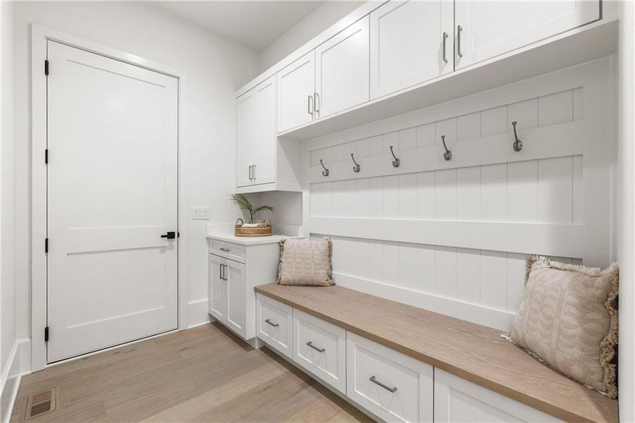 Furnished interior view inside a new home in , Atlanta (Image 68). Furnished interior view inside a new home in , Atlanta (Image 68).