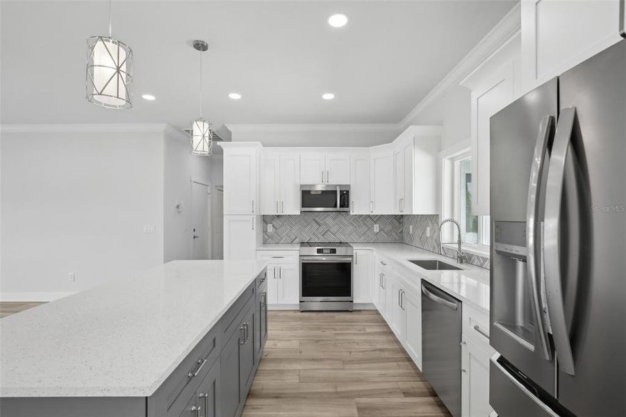 Furnished interior view inside a new home in , Sun City Center (Image 15).