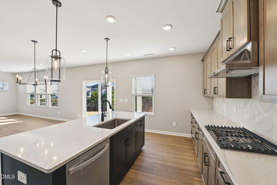 16-web-or-mls-Raleigh - Watkins Glen- 40