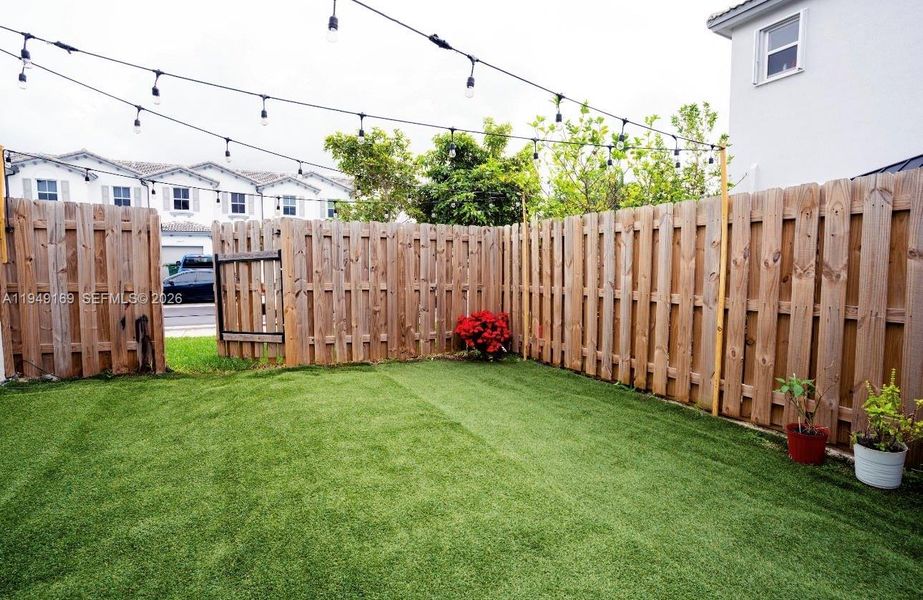 Exterior details and patio area of a home in , Homestead (Image 4).
