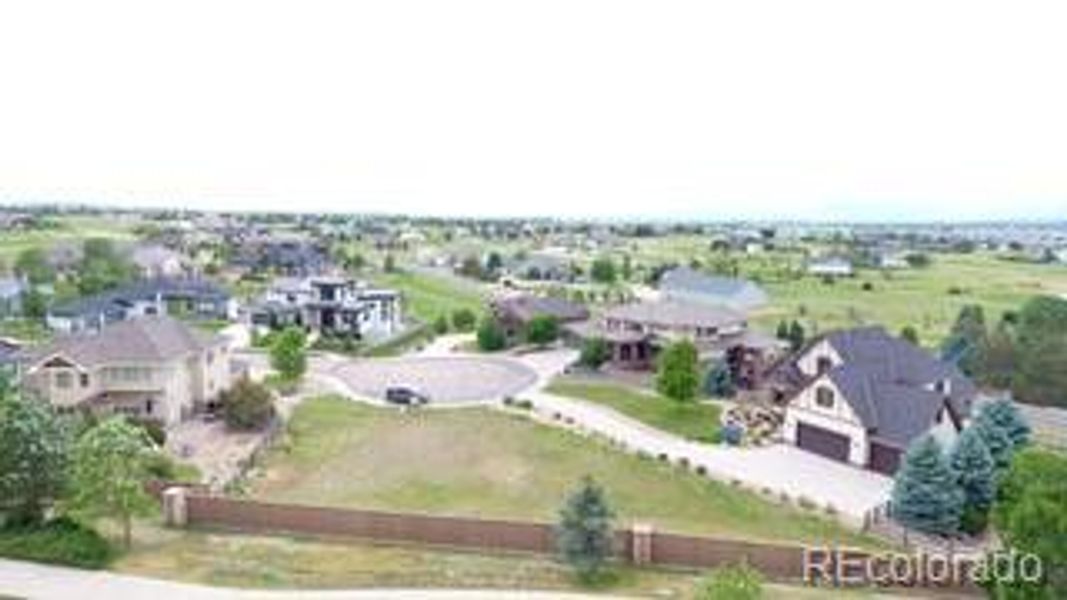 1055 Greens Pl, .34 acre cul-de-sac homesite