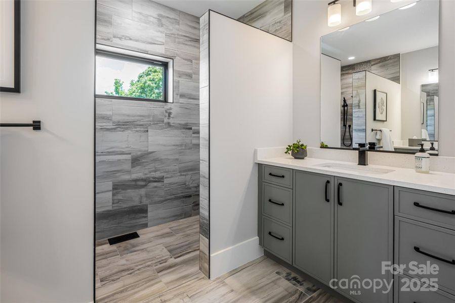 Furnished interior view inside a new home in , Asheville (Image 26).