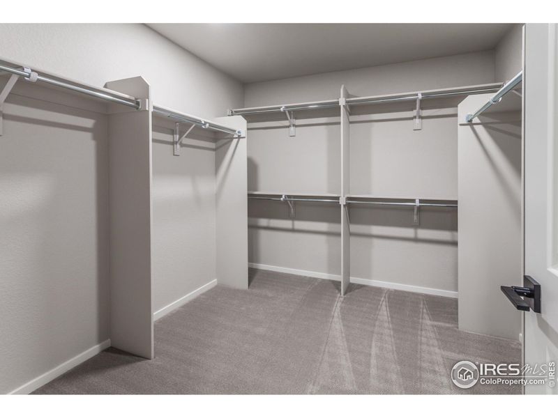 MASTER BEDROOM WALK IN CLOSET