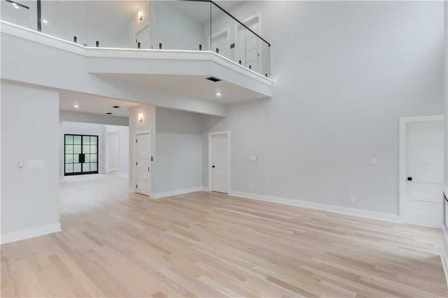 Spacious, unfurnished interior of a new home in , Atlanta (Image 28). Spacious, unfurnished interior of a new home in , Atlanta (Image 28).