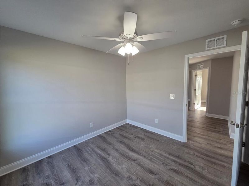 Spacious, unfurnished interior of a new home in , Lake Wales (Image 25).
