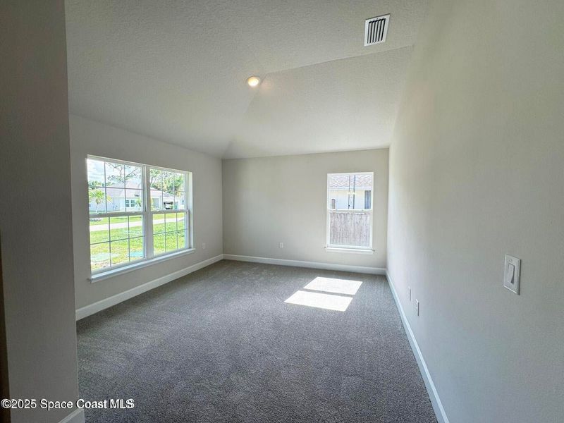 Spacious, unfurnished interior of a new home in Sebastian Highlands, Sebastian (Image 14). Spacious, unfurnished interior of a new home in Sebastian Highlands, Sebastian (Image 14).