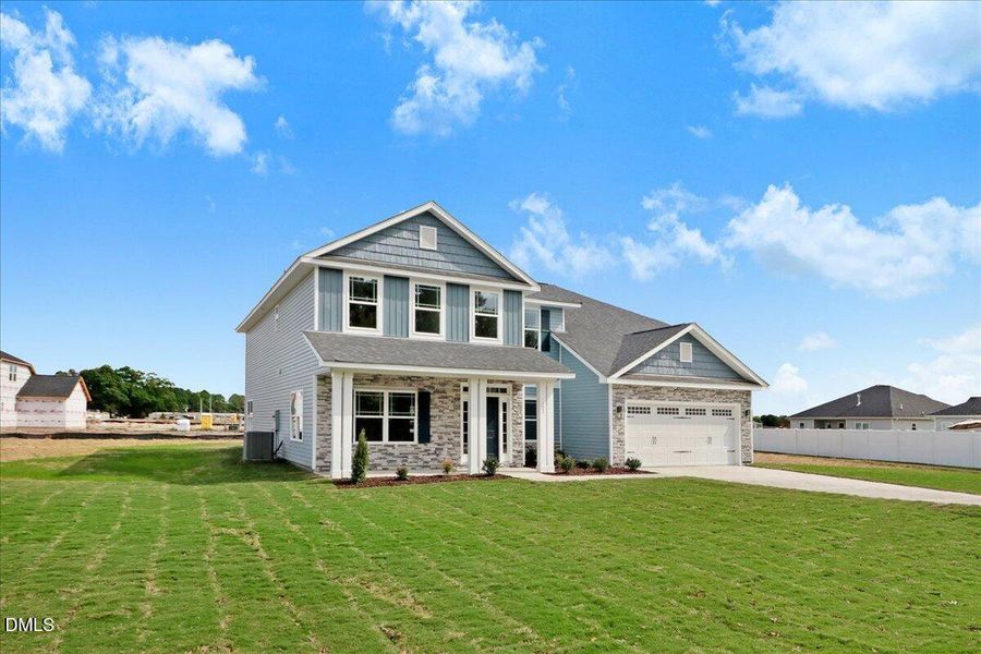 02-102 Oxford Court-2