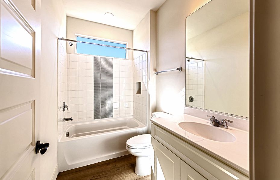 Furnished interior view inside a new home in Vistoso Canyon Estates, Oro Valley (Image 7).