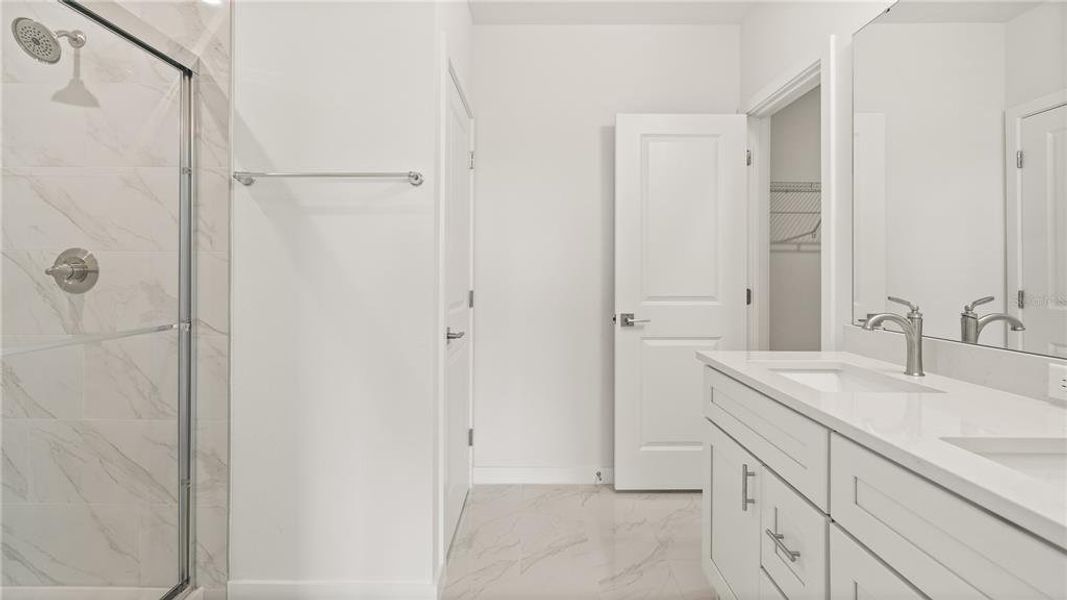 Furnished interior view inside a new home in Hamilton Bluff, Lake Hamilton (Image 3).