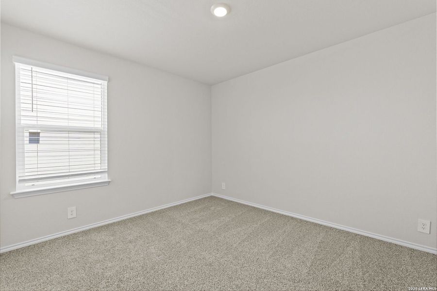 Spacious, unfurnished interior of a new home in Redbird Ranch, San Antonio (Image 9).