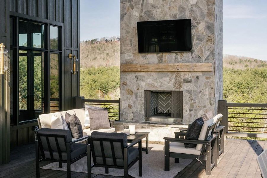 Exterior details and patio area of a home in , Mineral Bluff (Image 4).