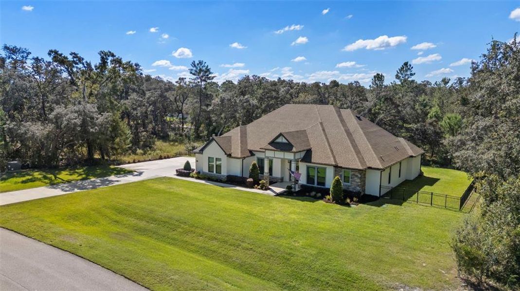 Image 55 of a home in Bella Terra. Image 55 of a home in Bella Terra.