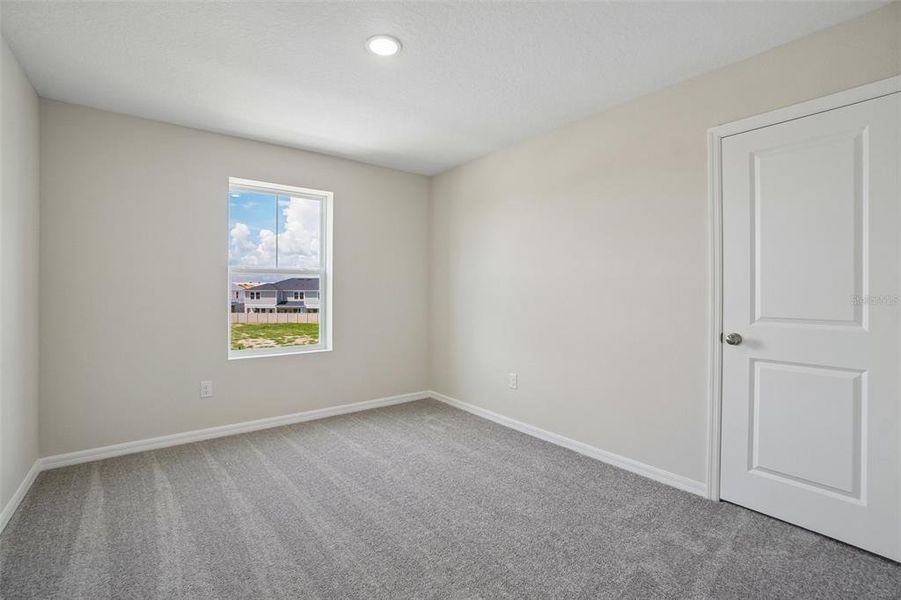 Spacious, unfurnished interior of a new home in Two Rivers, Zephyrhills (Image 26).