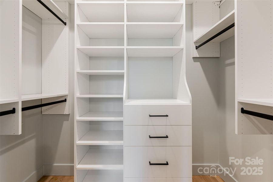 Photo of Similar Construction Photo of Similar Construction