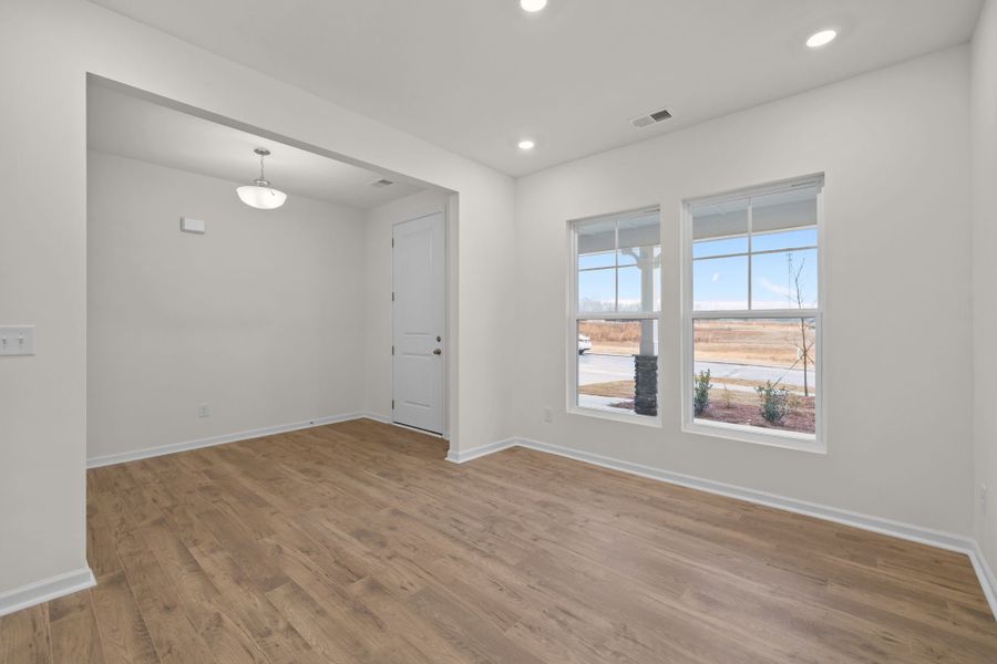 2,932sf New Home in York, SC.  - Slide 4