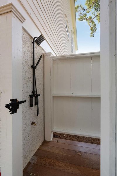Exterior details and patio area of a home in , Isle Of Palms (Image 26).