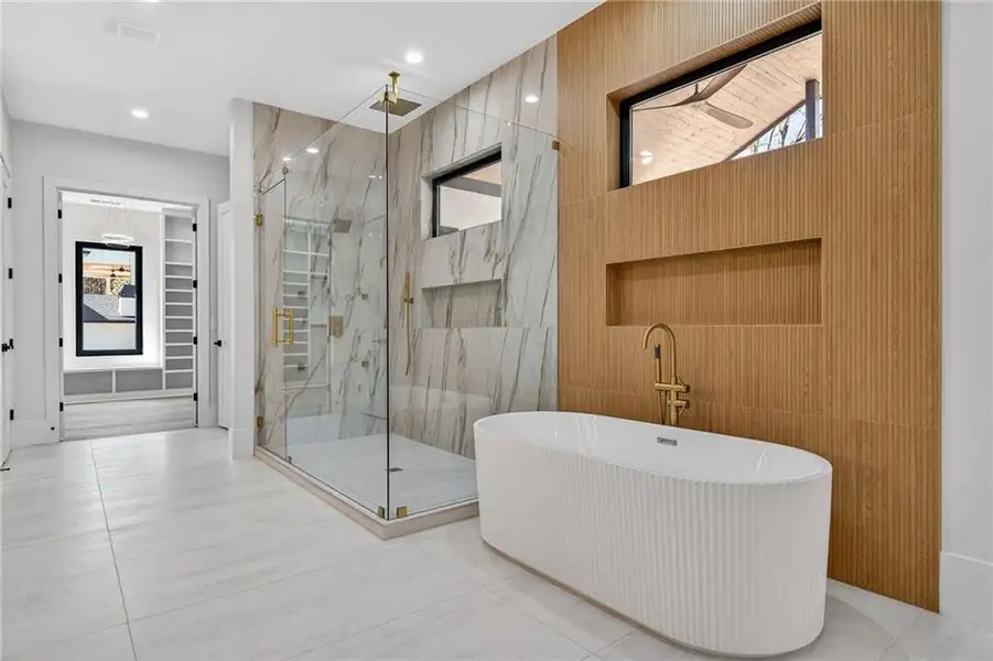 Furnished interior view inside a new home in , Lawrenceville (Image 7).