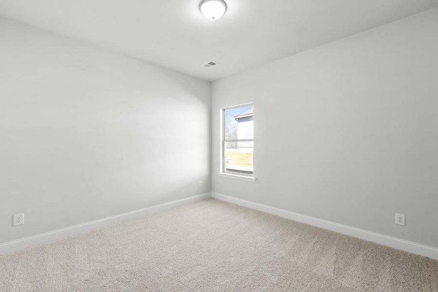 Spacious, unfurnished interior of a new home in , Homer (Image 24).