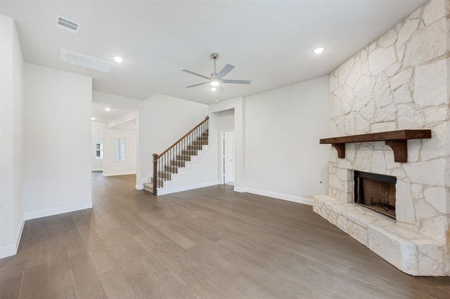 Spacious, unfurnished interior of a new home in Liberty, Melissa (Image 32).