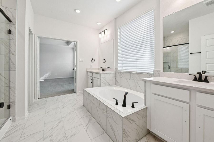 Furnished interior view inside a new home in Pinewood Trails - Luxe Series, Atascocita (Image 12). Furnished interior view inside a new home in Pinewood Trails - Luxe Series, Atascocita (Image 12).