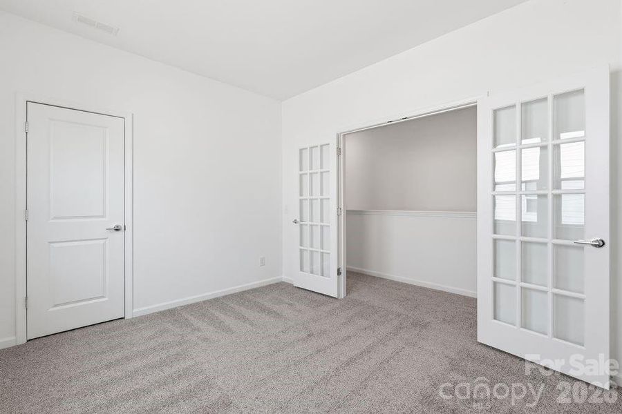 3131 Beacon Heights ~ Ready Now