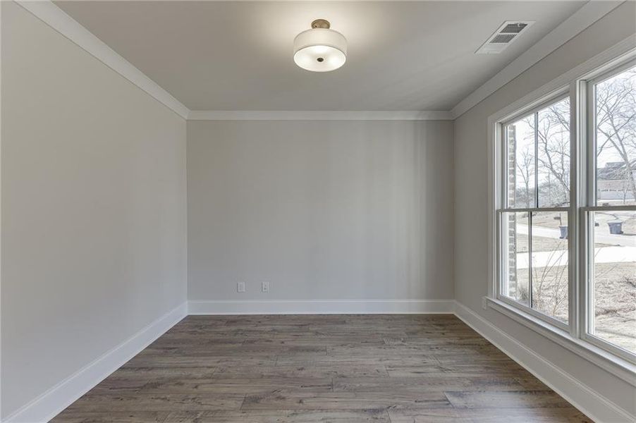 Spacious, unfurnished interior of a new home in , Bishop (Image 54).