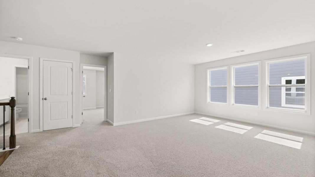 Spacious, unfurnished interior of a new home in Hamptons at Riverwood East, Dallas (Image 18).