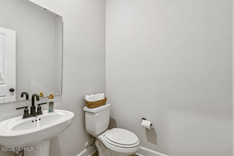 Furnished interior view inside a new home in , Fernandina Beach (Image 7).