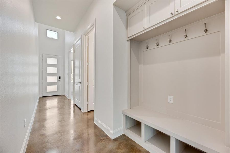 Spacious, unfurnished interior of a new home in , Dallas (Image 16).