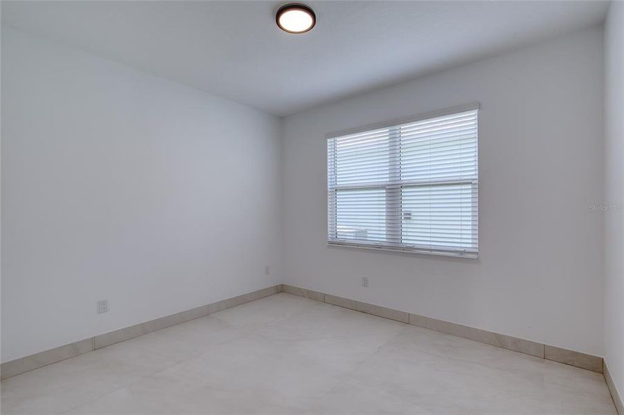 Spacious, unfurnished interior of a new home in , Daytona Beach (Image 46).