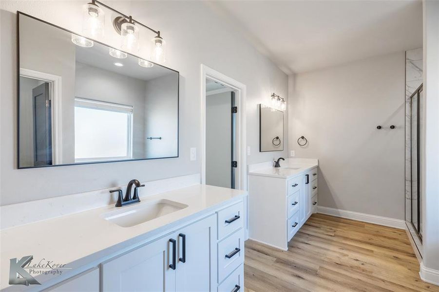 Furnished interior view inside a new home in , Tuscola (Image 11).