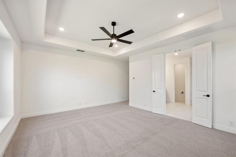 Spacious, unfurnished interior of a new home in Bear Creek Classic 60, Lavon (Image 24). Spacious, unfurnished interior of a new home in Bear Creek Classic 60, Lavon (Image 24).