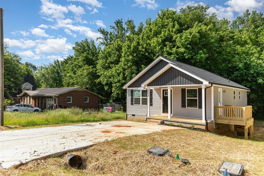 Front exterior of a new home in , Salisbury, NC, highlighting curb appeal (Image 14).