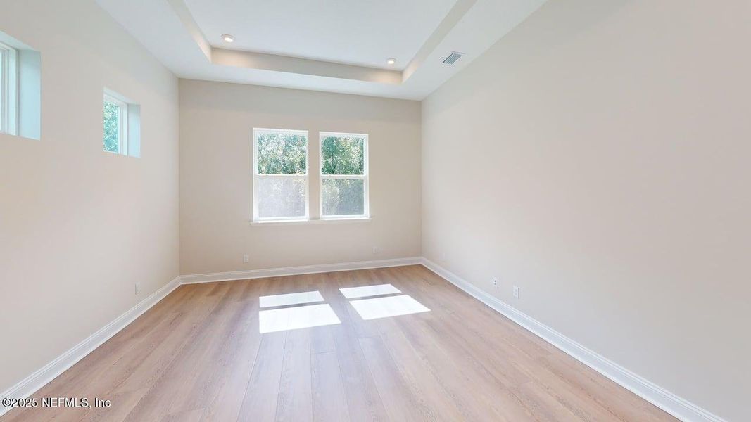 Spacious, unfurnished interior of a new home in RiverTown - WaterSong, St. Johns (Image 15). Spacious, unfurnished interior of a new home in RiverTown - WaterSong, St. Johns (Image 15).