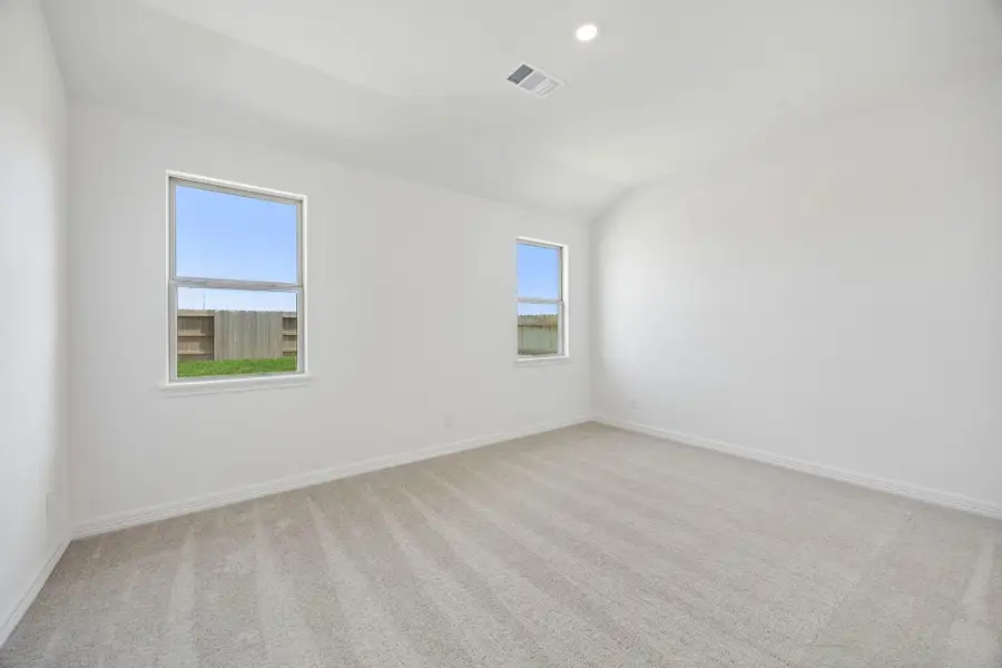 Spacious, unfurnished interior of a new home in Azalea, Brookshire (Image 15).