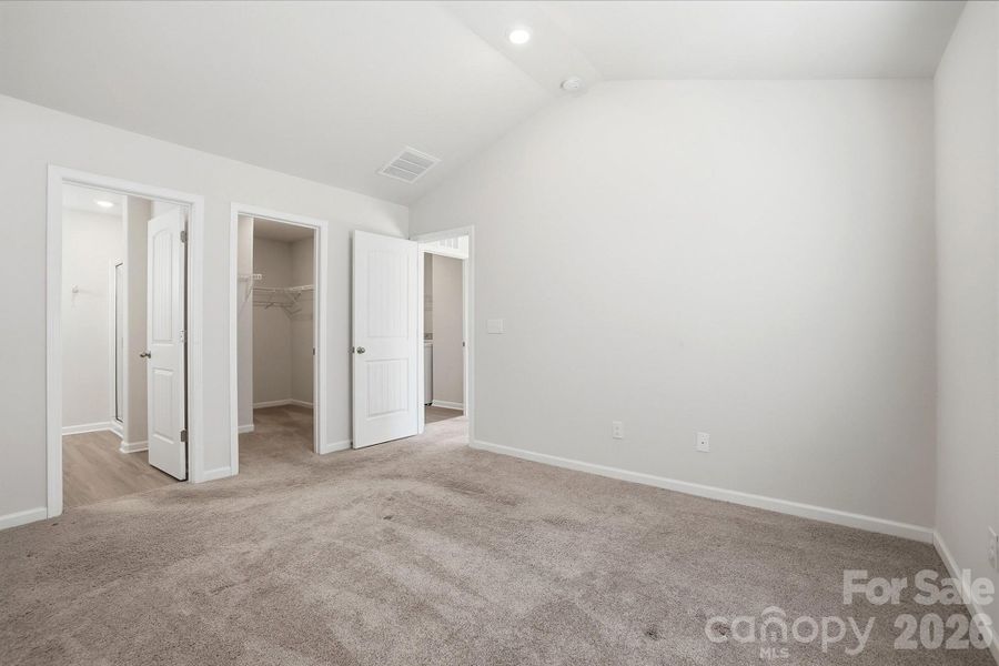 Spacious, unfurnished interior of a new home in Knights Bridge, Richburg (Image 15).