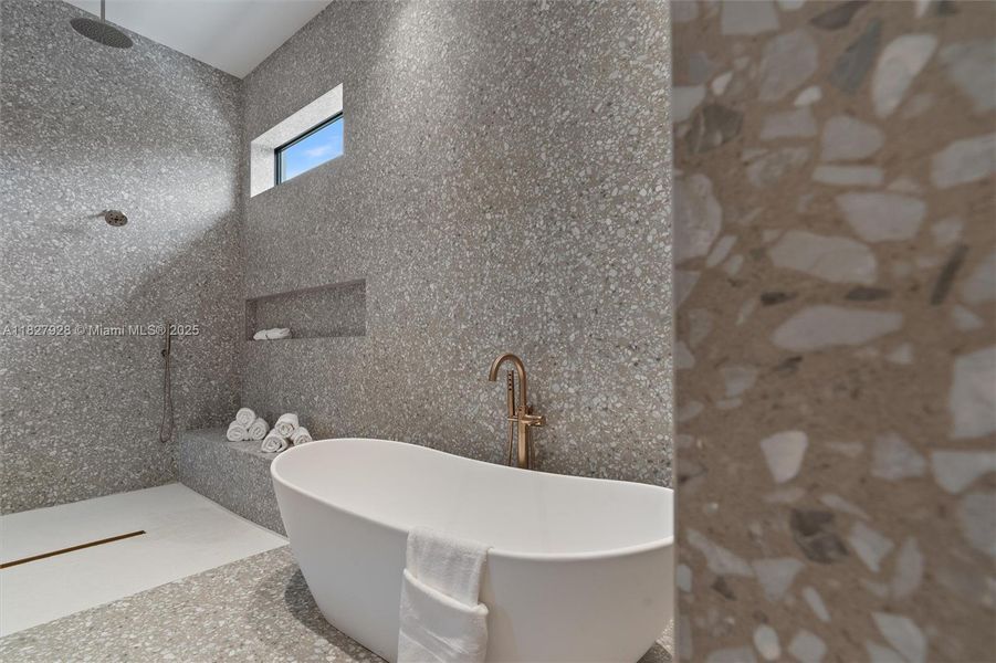 Furnished interior view inside a new home in , Davie (Image 40).