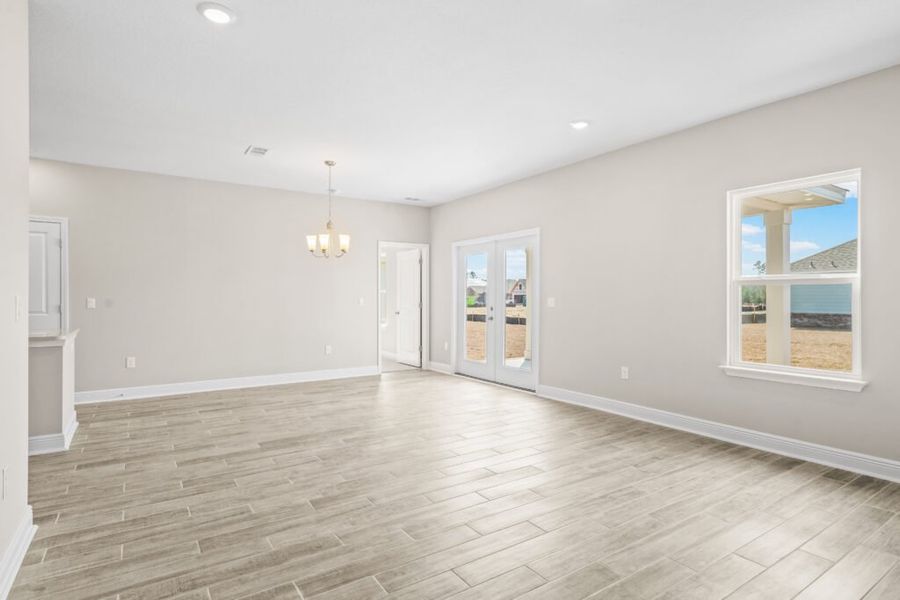 Spacious, unfurnished interior of a new home in Natureview, Freeport (Image 29).