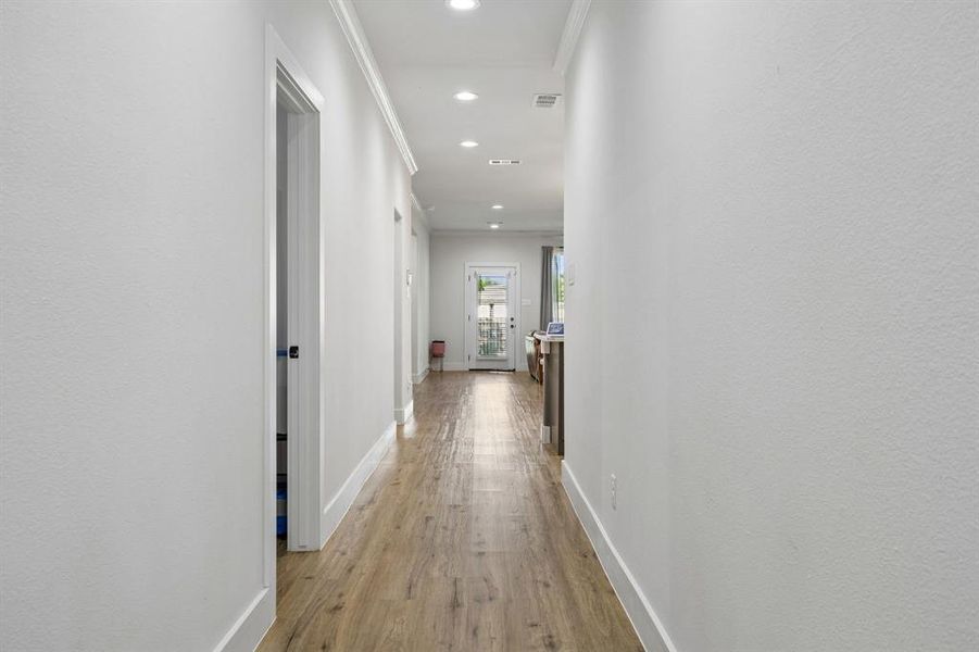 Spacious, unfurnished interior of a new home in , Dallas (Image 20). Spacious, unfurnished interior of a new home in , Dallas (Image 20).