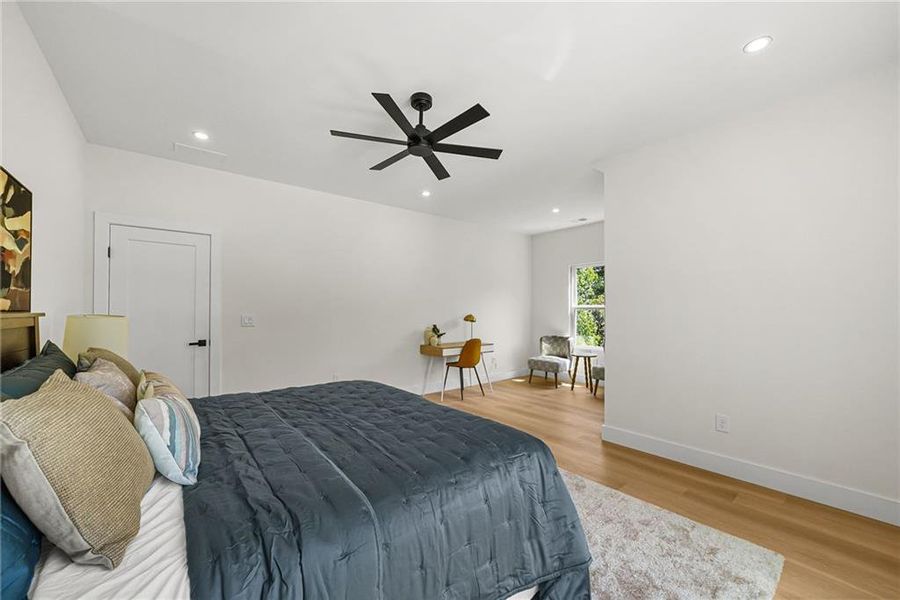 Furnished interior view inside a new home in , Decatur (Image 40).