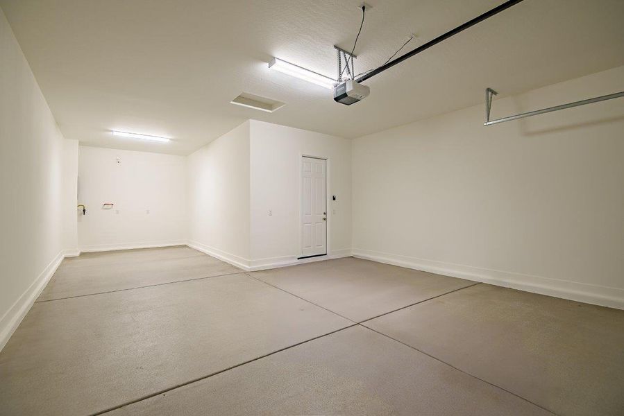 Spacious, unfurnished interior of a new home in Black Rock at Verrado, Buckeye (Image 22).