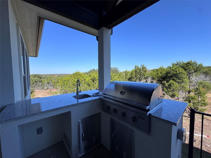 Exterior details and patio area of a home in ClearWater Ranch, Liberty Hill (Image 4).