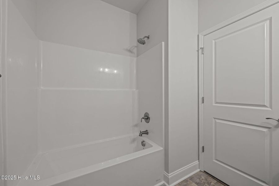 Close-up of interior finishes inside a home in Fairfield Harbour, New Bern (Image 12).