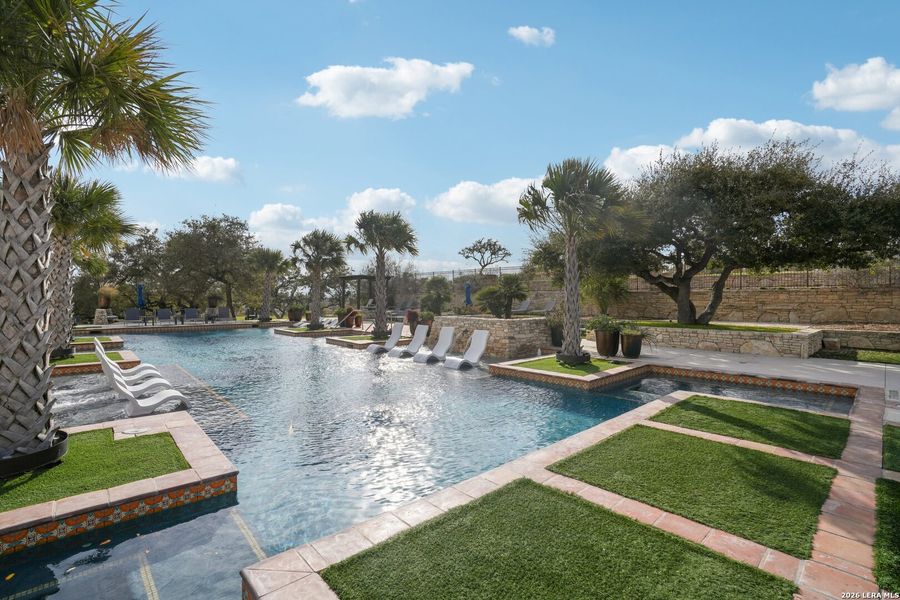 Community amenities in Esperanza, Boerne (Image 39).