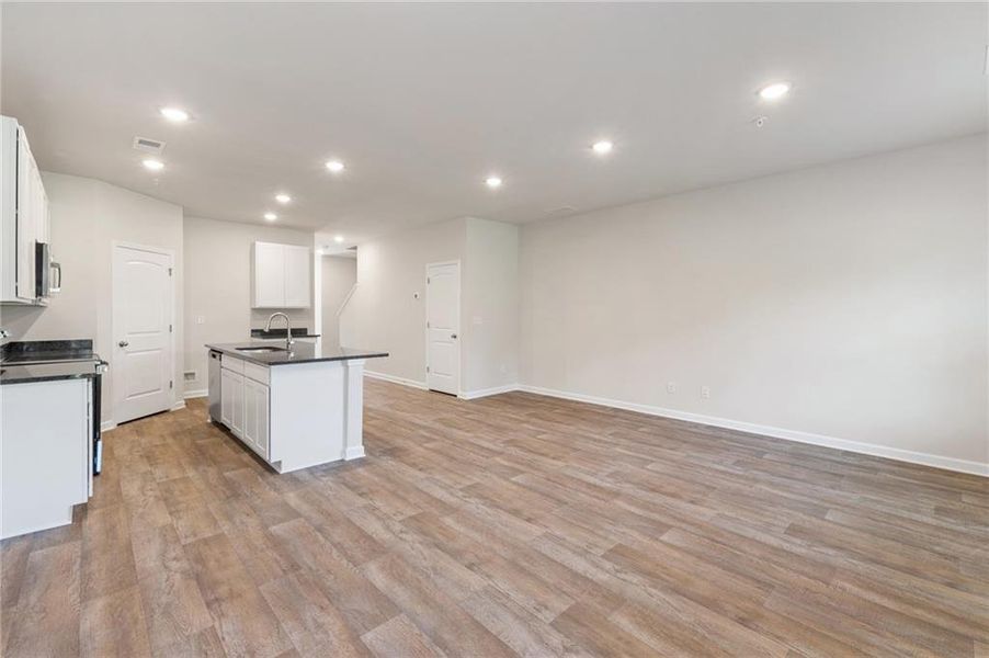 Spacious, unfurnished interior of a new home in Carolina, Palmetto (Image 13). Spacious, unfurnished interior of a new home in Carolina, Palmetto (Image 13).