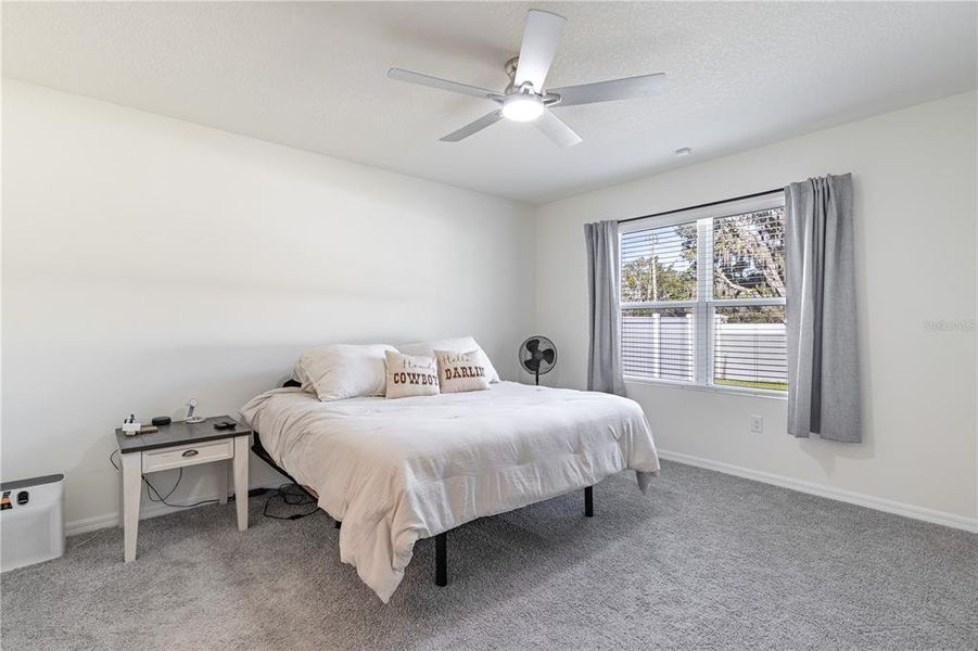 Furnished interior view inside a new home in Magnolia Pointe, Umatilla (Image 9).