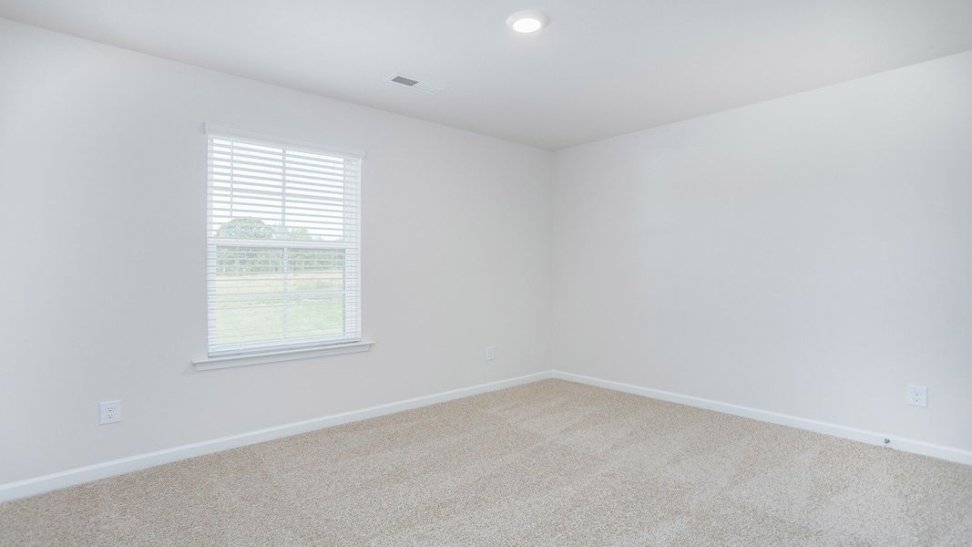 Spacious, unfurnished interior of a new home in Middleton, Greensboro (Image 18).