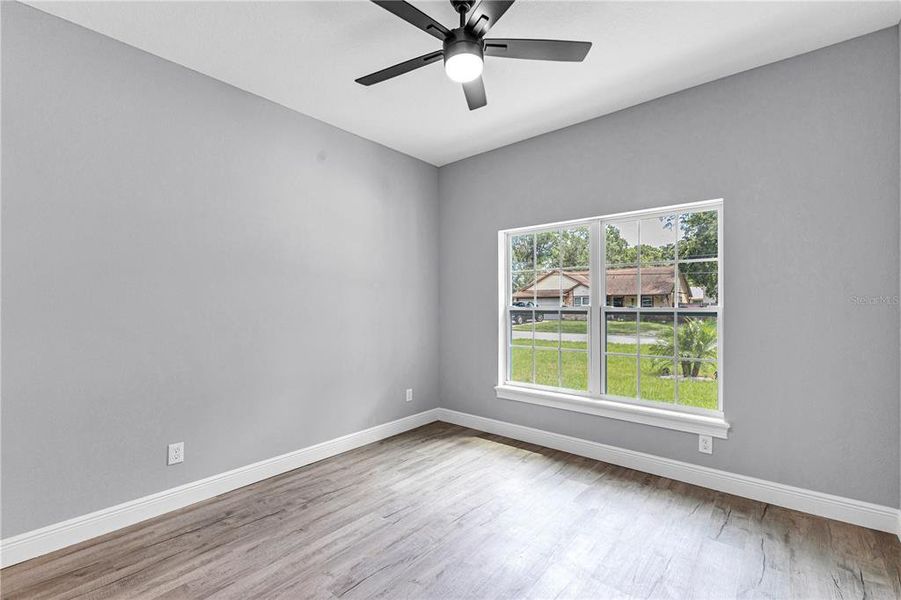 Spacious, unfurnished interior of a new home in , Daytona Beach (Image 28).