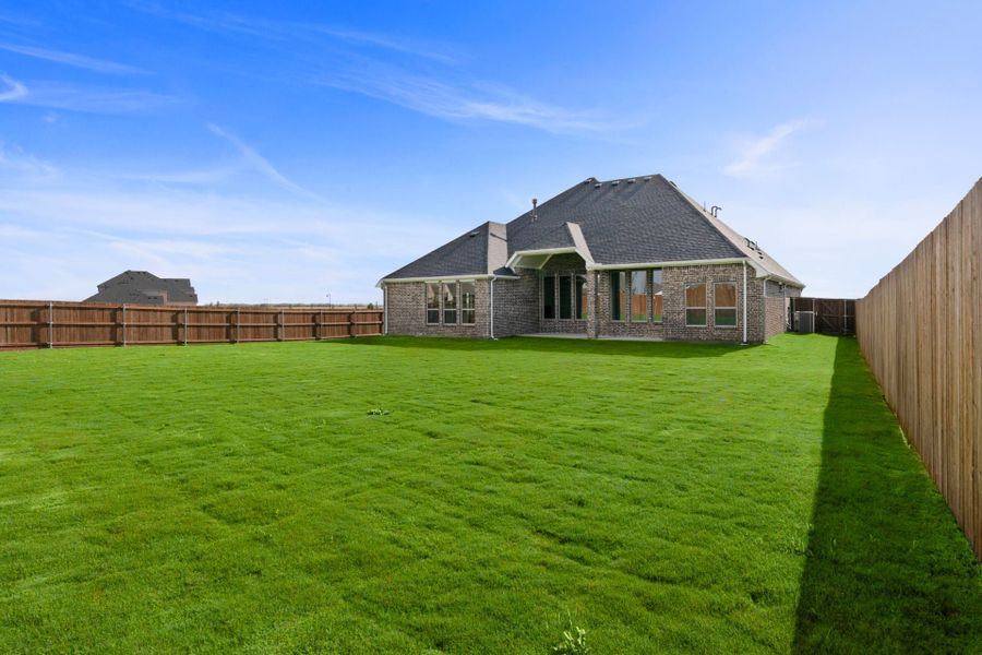3,190sf New Home in Waxahachie, TX. - Slide 5 3,190sf New Home in Waxahachie, TX. - Slide 5